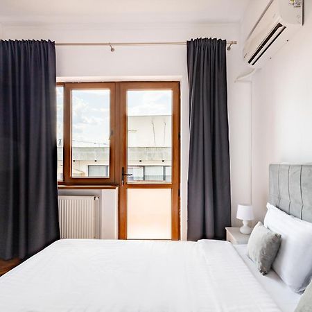 Downtown Victoria Apartments By Citybookings Bucarest Exterior foto