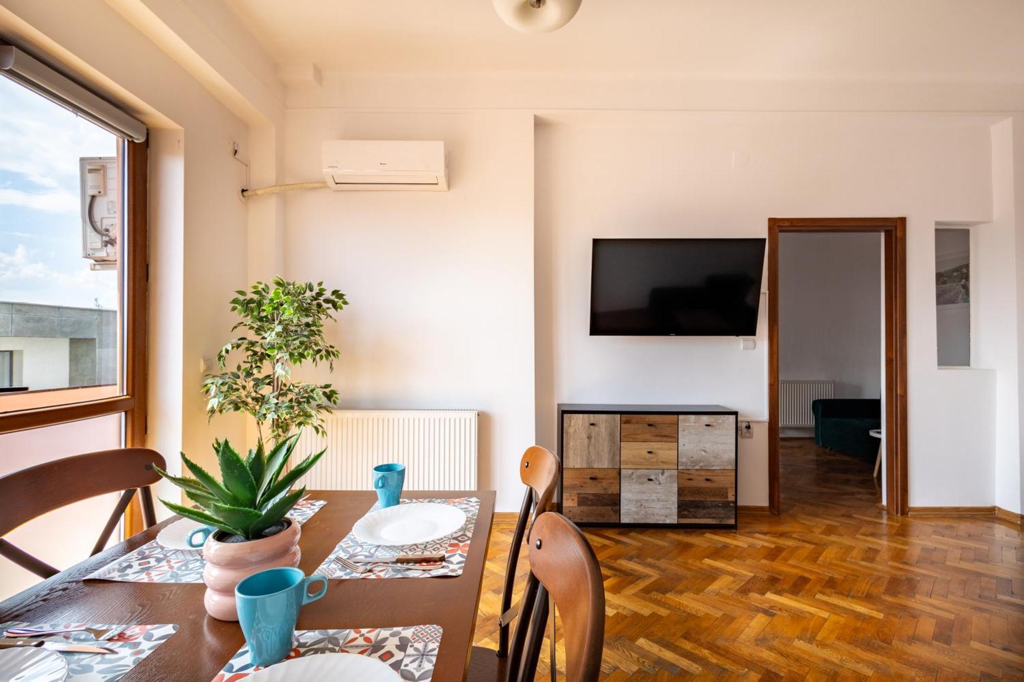Downtown Victoria Apartments By Citybookings Bucarest Exterior foto